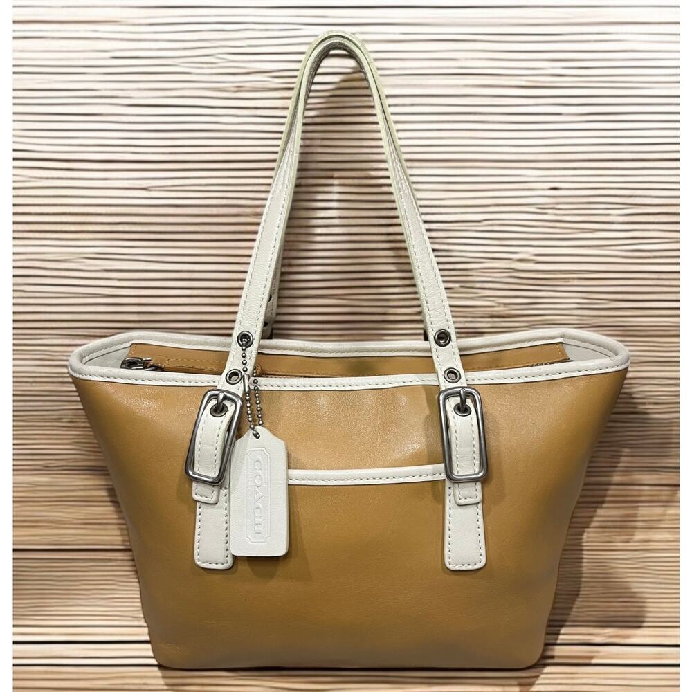 Vintage Coach 9846 Legacy West Small Market Tote Bag - Picture 13 of 13